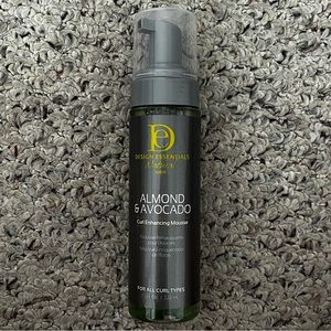 NWT Curl Enhancing Mousse